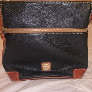 Authentic Classic Genuine Leather Dooney & Bourke purse. Black and brown leather